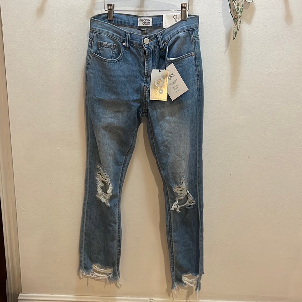 Straight leg cropped jeans